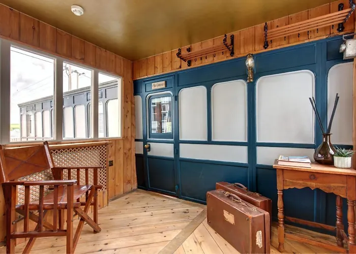 The Railway Hotel By Barefoot Retreats